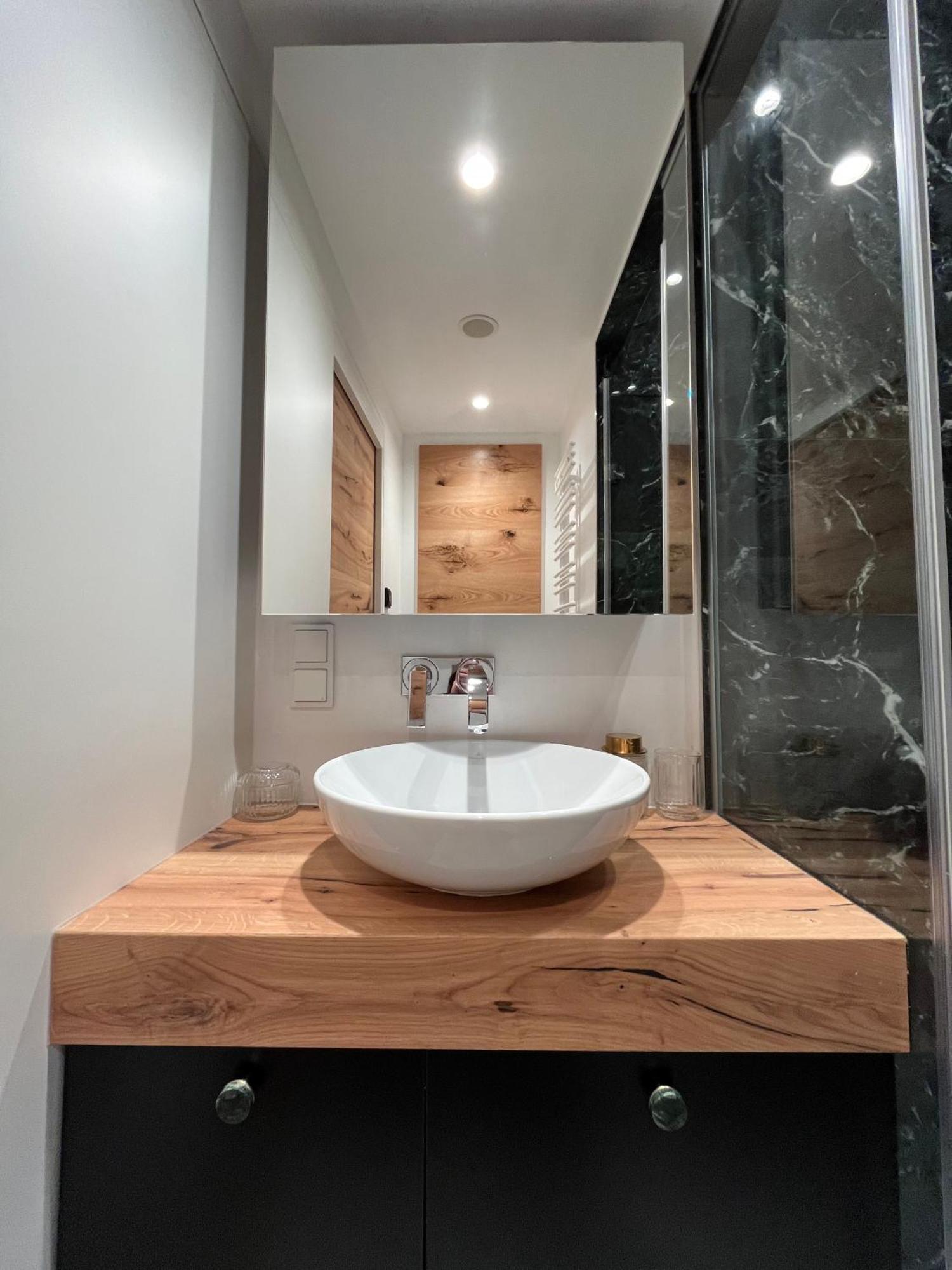 Luxurious One Room Apartment Near Schoenbrunn Palace Βιέννη Εξωτερικό φωτογραφία